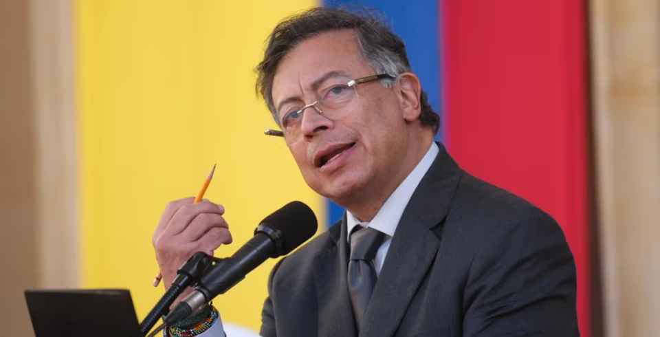 Gustavo Petro pidió revisar los resultados del balotaje presidencial en Colombia